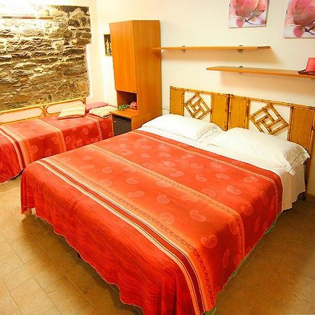 Francamaria Rooms Вернаца Стая снимка